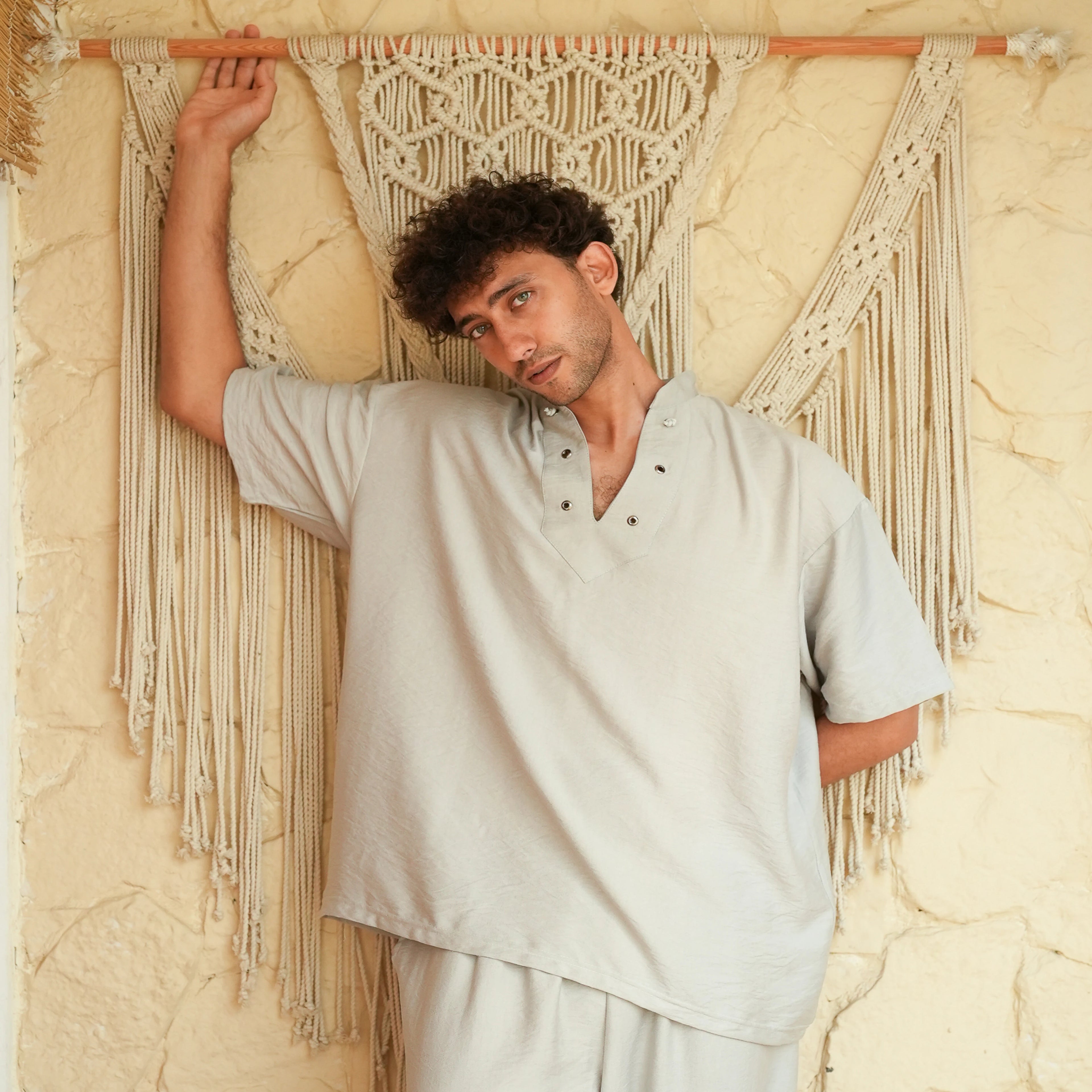 Grey Man Linen T-shirt - Peaco