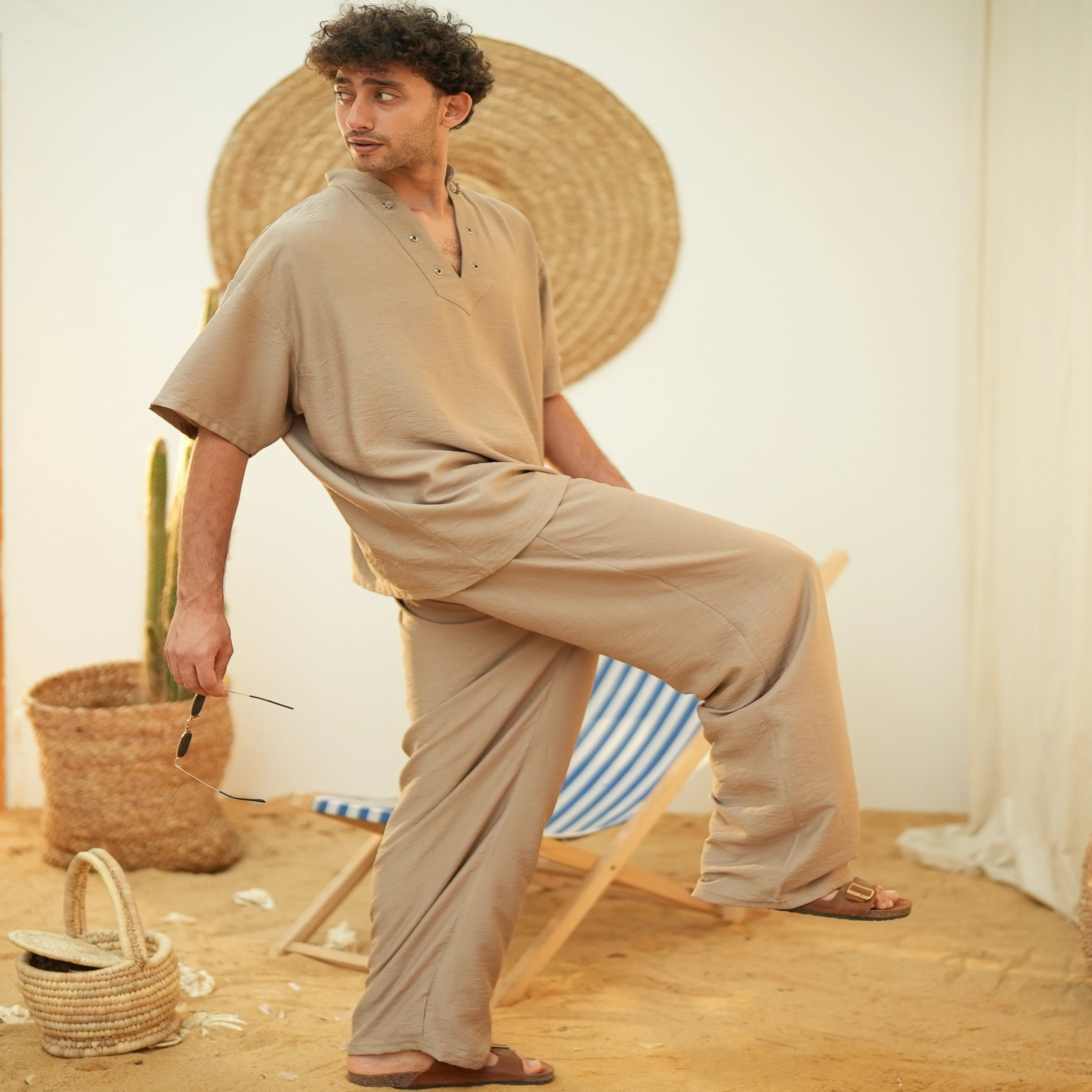 Beige Man Linen T-shirt - Peaco